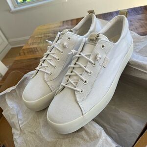 White Canvas Sneakers | Keds Kickback Canvas Sneakers | Size 9.5